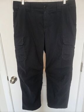 Under Armour Cargo Pants Size 36x30